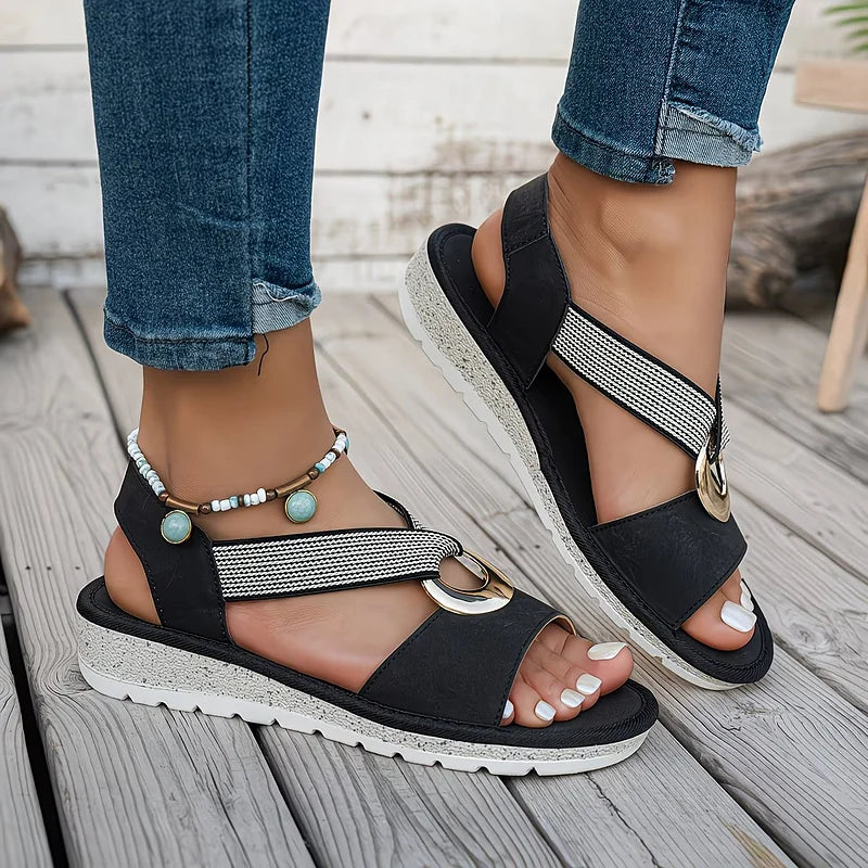 Estela | Sandalias planas con hebilla