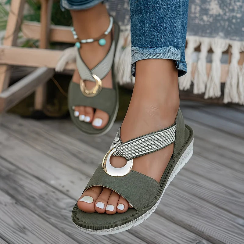 Estela | Sandalias planas con hebilla