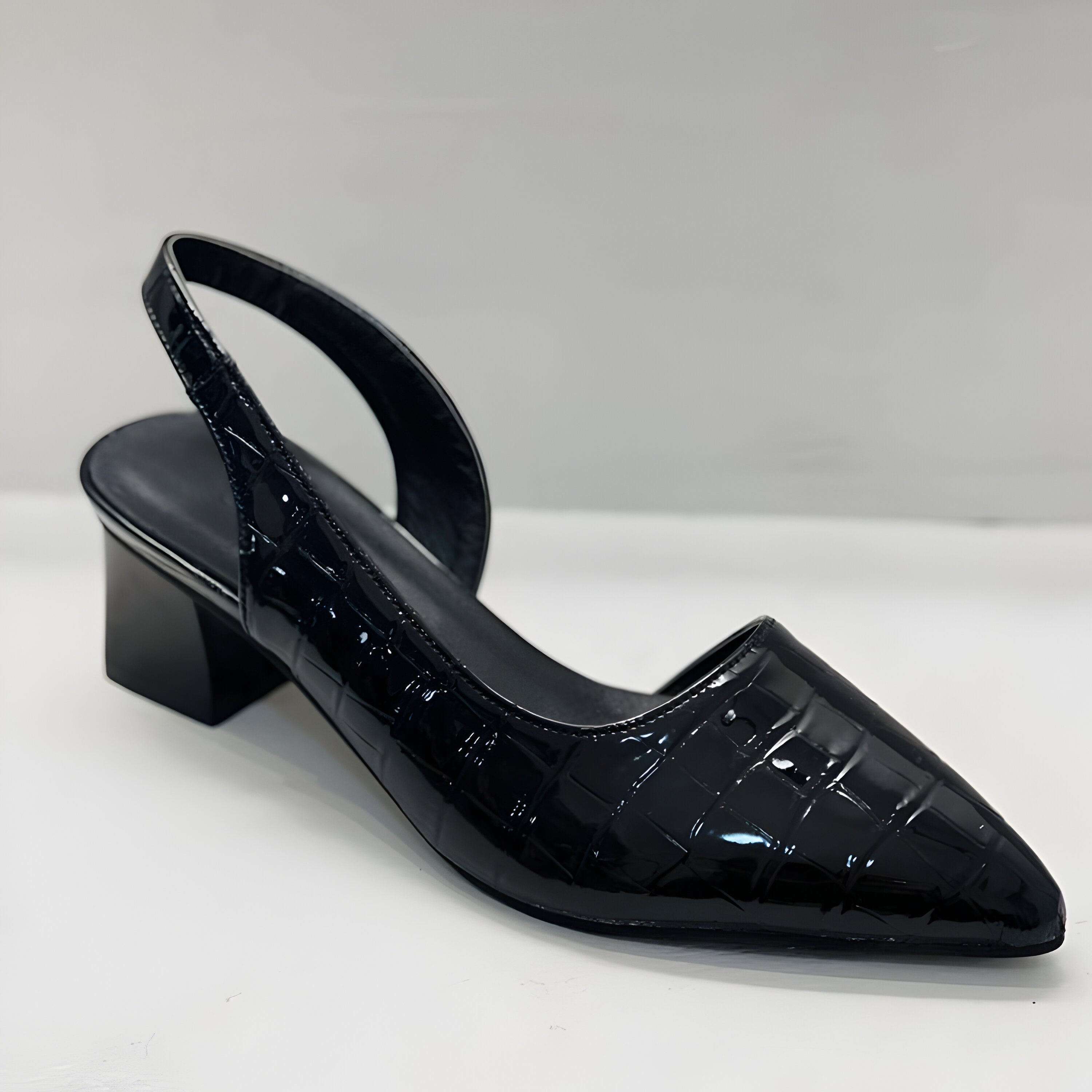 Ivonne | Zapatos punta fina con tacón de bloque